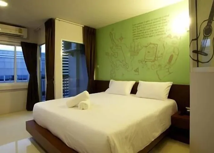 Loft 77 Hotel 3*